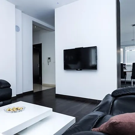 Pensjonat Sunny Spell With Free Parking And Garden 3*