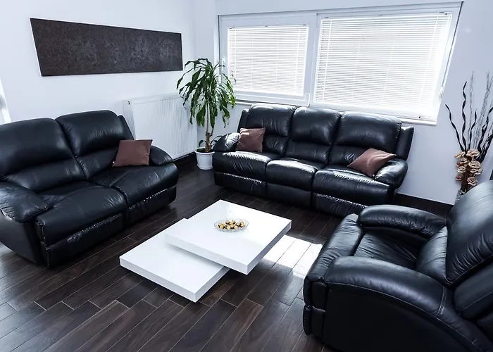 Sunny Spell With Free Parking And Garden زادار